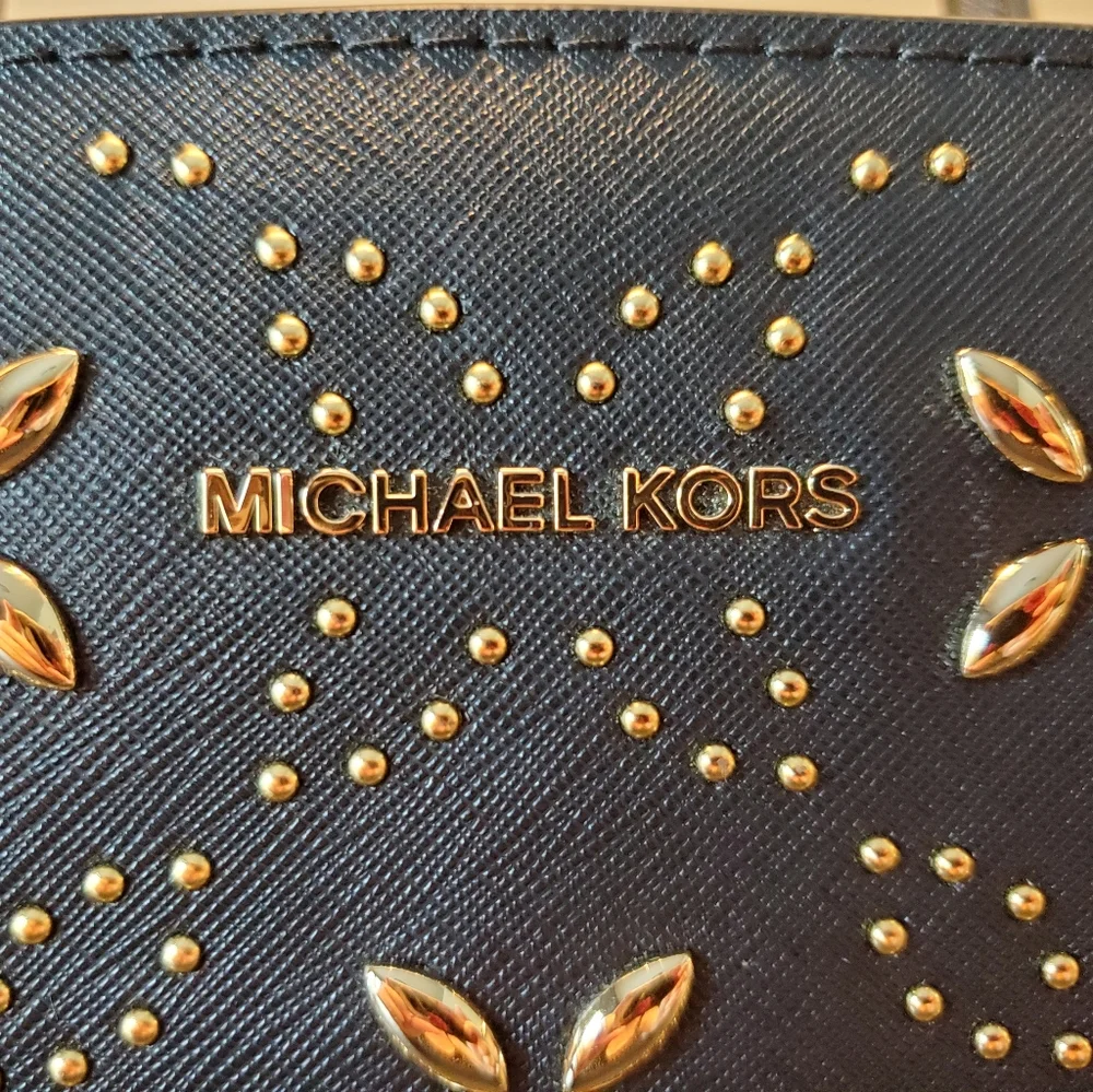 Michael Kors Selma Satchel Handbag with Gold Hardware.